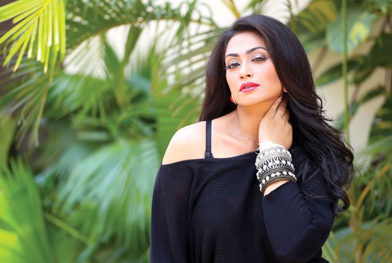 শুটিংয়ে পপির গায়ে আগুন - West Bengal News 24