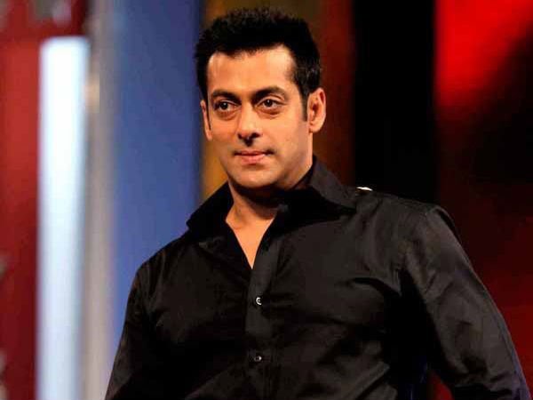 বলিউড তারকাদের ঘিরে এই আজব ঘটনাগুলি আপনি শুনেছেন কি! - West Bengal News 24