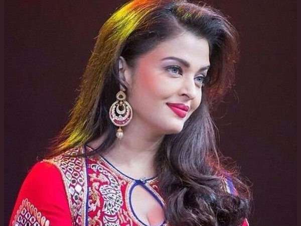 বলিউড তারকাদের ঘিরে এই আজব ঘটনাগুলি আপনি শুনেছেন কি! - West Bengal News 24
