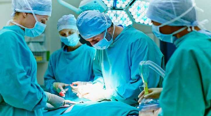 সিজারে বাচ্চা নেওয়ার অপর নাম নীরব মৃত্যু (হাতে সময় থাকলে দুজনেই পড়ুন) - West Bengal News 24