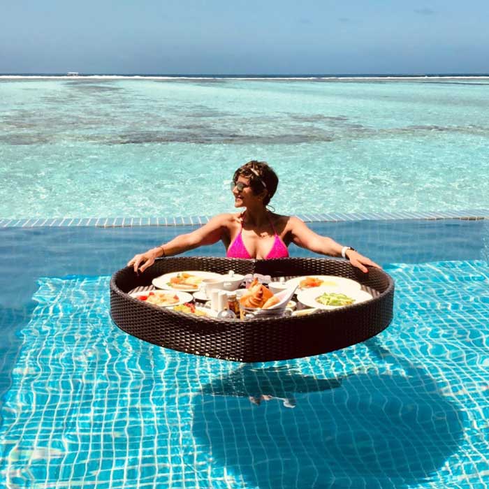 মলদ্বীপে বিকিনিতে ‘হট’ মন্দিরা! দেখুন ফটো গ্যালারি - West Bengal News 24