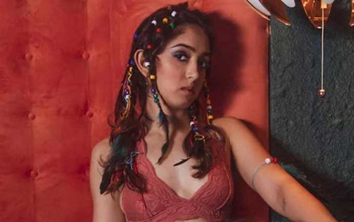 এমন ছবিতেই ট্রেন্ডিং হয়ে গেলেন আমির খানের মেয়ে ইরা - West Bengal News 24 এমন ছবিতেই ট্রেন্ডিং হয়ে গেলেন আমির খানের মেয়ে ইরা - West Bengal News 24