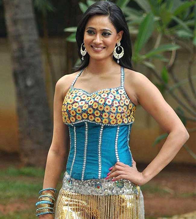 শুটিং সেরে বাড়ি ফিরে এই সুন্দরী বলিউড অভিনেত্রীদের বরাতে মিলত স্বামীর হাতে পিটুনি! - West Bengal News 24