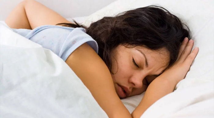 বয়সের জন্যই বলিরেখা পড়ছে না, শোয়ার অভ্যাসও দায়ি - West Bengal News 24