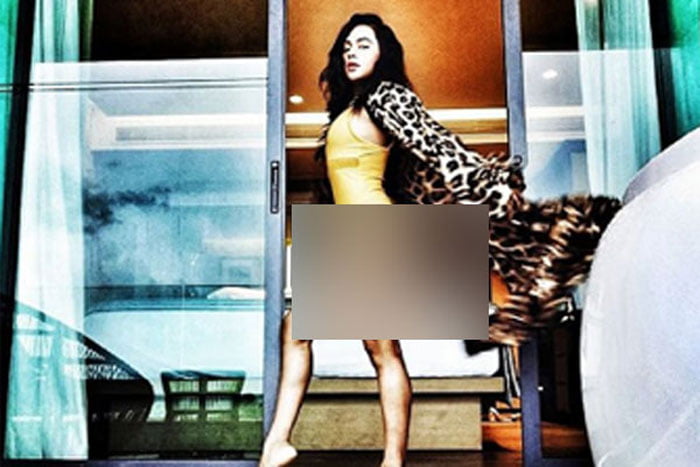 স্বল্পবসনায় নুসরাতের পোস্ট করা ছবিতে আপত্তিকর মন্তব্য নেটিজেনদের - West Bengal News 24