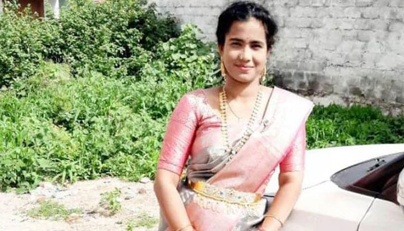 প্রেমিককে সঙ্গে নিয়ে মাকে খুন করলেন মেয়ে! - West Bengal News 24 প্রেমিককে সঙ্গে নিয়ে মাকে খুন করলেন মেয়ে! - West Bengal News 24