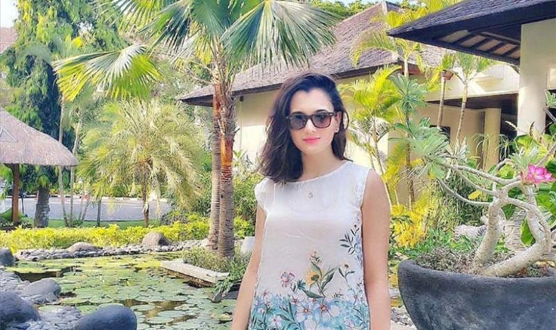 ইন্দোনেশিয়ায় নতুন সংসার পেতেছেন সাবিলা! (ভিডিও) - West Bengal News 24 ইন্দোনেশিয়ায় নতুন সংসার পেতেছেন সাবিলা! (ভিডিও) - West Bengal News 24