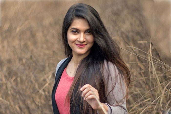 নিজের ভাইরাল হওয়া ছবি নিয়ে মিথিলার বক্তব্য - West Bengal News 24