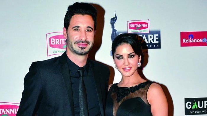 Sunny Leone Latest News : লাইভে এসে সানি লিওনের বিরুদ্ধে স্বামীর অভিযোগ - West Bengal News 24 Sunny Leone Latest News : লাইভে এসে সানি লিওনের বিরুদ্ধে স্বামীর অভিযোগ - West Bengal News 24