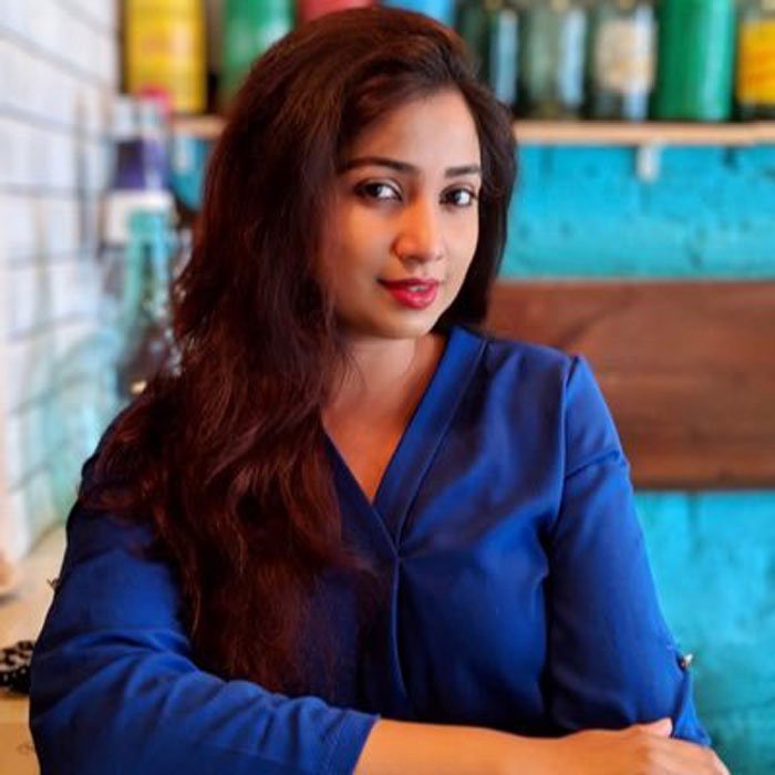 করোনা যুদ্ধে সামিল শ্রেয়া ঘোষাল, গানে গানে প্রার্থনা, নববর্ষের শুভেচ্ছাও - West Bengal News 24