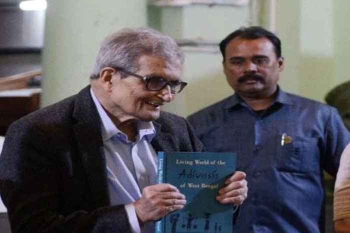 “আমি ভাল আছি,চিন্তা করবেন না”, আমেরিকা থেকে প্রিয় নিরাপত্তারক্ষী ‘আলি ভাইকে’ জানালেন নোবেলজয়ী অমর্ত্য সেন - West Bengal News 24 “আমি ভাল আছি,চিন্তা করবেন না”, আমেরিকা থেকে প্রিয় নিরাপত্তারক্ষী ‘আলি ভাইকে’ জানালেন নোবেলজয়ী অমর্ত্য সেন - West Bengal News 24