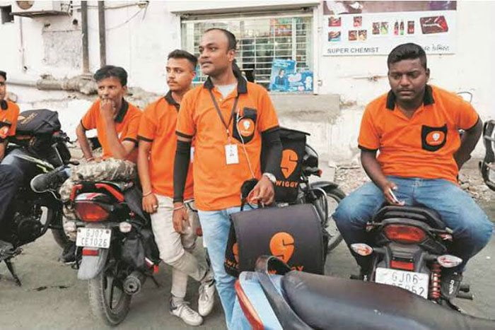 Uber, Zomato-র পর এবার এবার কর্মী ছাঁটাইয়ের পথে হাঁটল সুইগি ! - West Bengal News 24