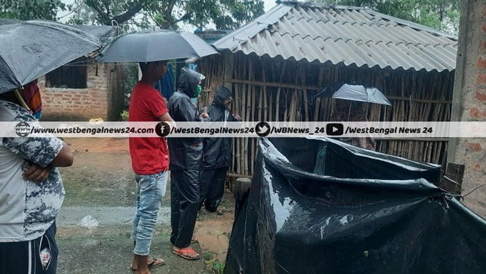 ঝাড়গ্রামে প্রশাসনের কাজ সহজ করতে পথে নামলেন প্রাথমিক শিক্ষক - West Bengal News 24