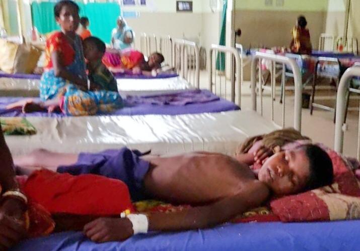 টাকার অভাবে বিপাকে পড়েছিলেন শবর দম্পতি, অর্থসাহায্য করলেন টিএমসিপি-র রাজ্য সম্পাদক আর্য ঘোষ - West Bengal News 24