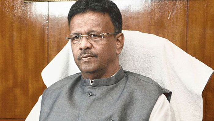 দিলীপবাবু কিছু ভুল বললাম কী ? বিজেপিকে খোঁচা ফিরহাদের ! - West Bengal News 24