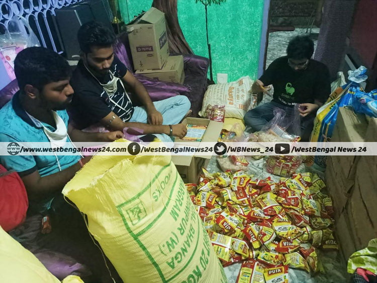সুন্দরবনের পাশে জঙ্গলমহল, টিয়ামারি ও রূপমারি দ্বীপের ক্ষতিগ্রস্ত মানুষের পাশে ঝাড়গ্রামের যুবকরা - West Bengal News 24