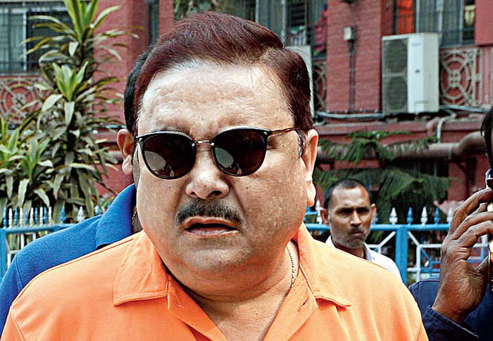 বাড়িতে করোনা হানা, স্বেচ্ছায় আইসোলেশনে গেলেন মদন মিত্র ! - West Bengal News 24