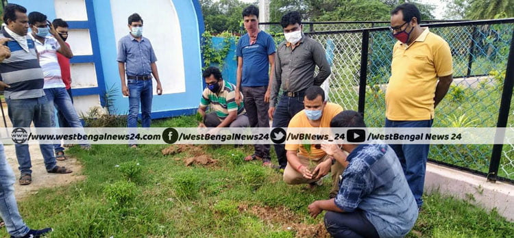 সুবর্ণরৈখিক ভাষা ও সংস্কৃতি বিষয়ক গ্রুপের উদ্যোগে সেনা শহীদ স্মরণে চারাগাছ রোপণ - West Bengal News 24