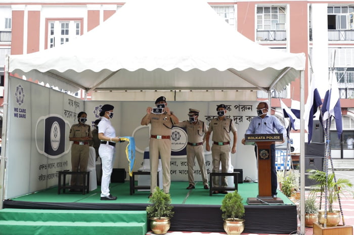 “মাস্ক পরুন, করোনা দূর করুন”মহামারি সচেতনতায় লালবাজার ! - West Bengal News 24