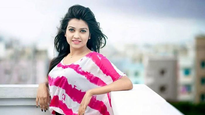 গরমে সুস্থ থাকতে বেছে নিন সঠিক কাপড় - West Bengal News 24