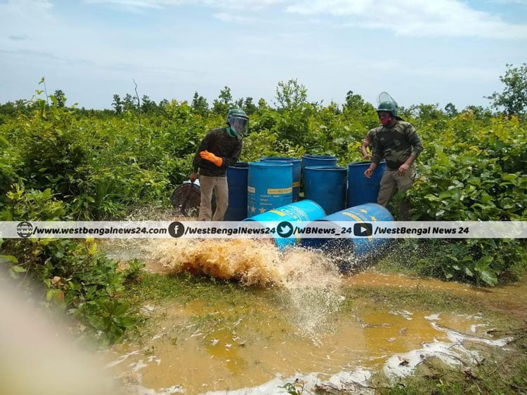 ফের ঝাড়গ্রাম জেলায় আবগারি-অভিযানে বাজেয়াপ্ত ১১০ লিটার চোলাই ও ১০,৬০০ ‌লিটার চোলাই তৈরির সামগ্রী - West Bengal News 24