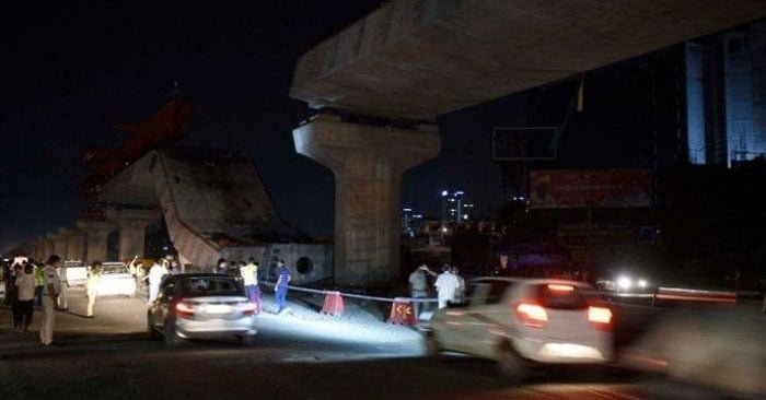 ভয়াবহ দুর্ঘটনা, ভেঙে পড়ল ব্রিজের একাংশ - West Bengal News 24