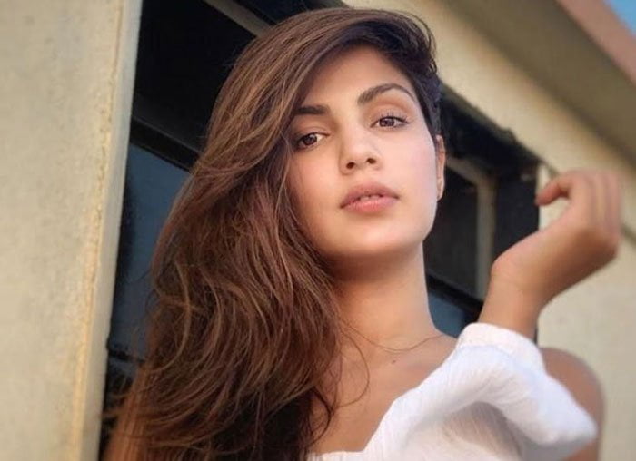 বলিউডে কিভাবে কাজ পেলেন রিয়া! সামনে এল তথ্য - West Bengal News 24