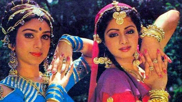ডুবন্ত কেরিয়ার বাঁচাতে ঘনিষ্ঠ দৃশ্যে রাজি হলেও দুই বিখ্যাত অভিনেতার ‘আচরণে’ অস্বস্তিতে পড়েন মাধুরী - West Bengal News 24