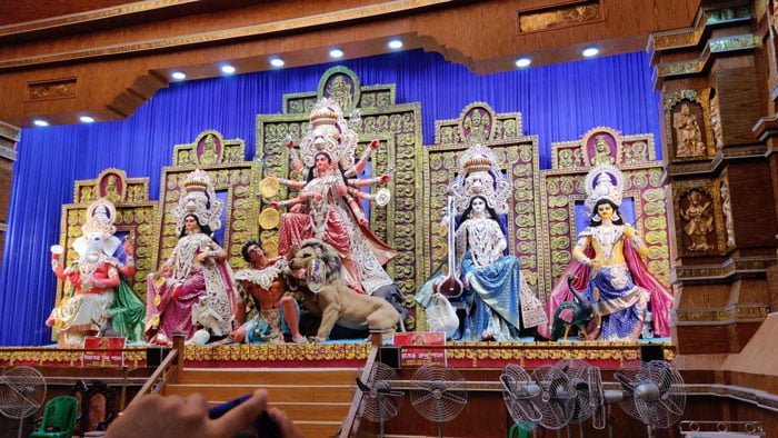 এবার পুজোয় বিধিনিষেধ, কী বললেন মুখ্যমন্ত্রী!জেনেনিন বিস্তারিত - West Bengal News 24