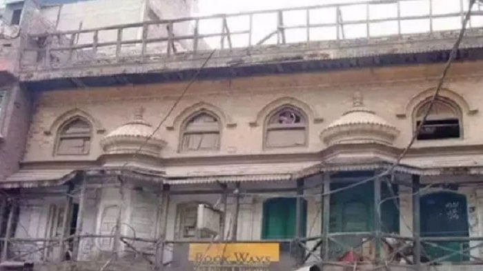 বলিউডের দুই কিংবদন্তি তারকার বাড়ি কিনছে পাকিস্তান - West Bengal News 24