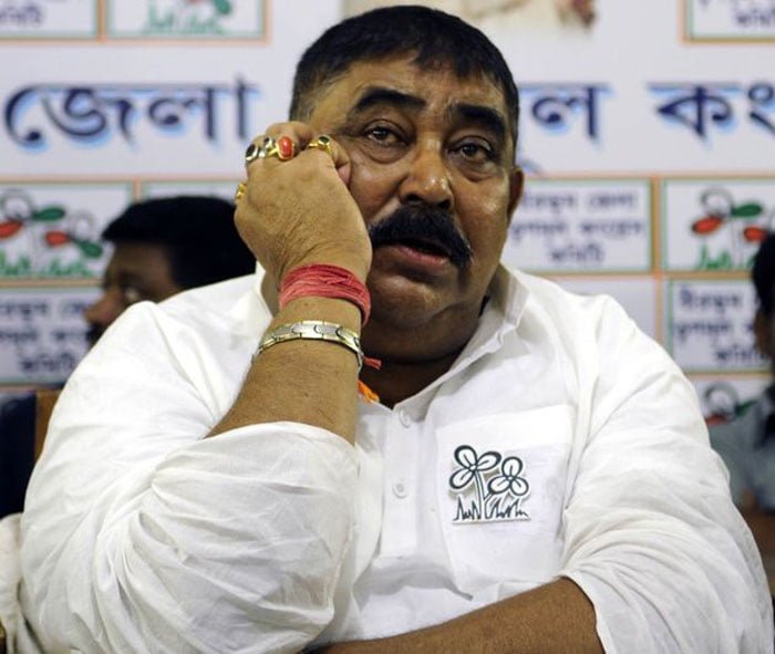 “অনুব্রত মণ্ডলের কলার ধরে টাকা আদায় করব”: তৃণমূল নেতা - West Bengal News 24