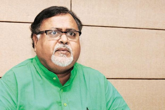 রাজ্যে কলেজ ও বিশ্ববিদ্যালয়ে কবে থেকে ক্লাস শুরু? রবিবারই সিদ্ধান্তের সম্ভাবনা - West Bengal News 24