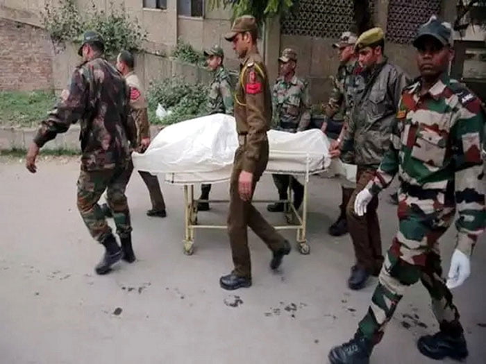 রাজৌরিতে পাকিস্তানি গোলায় ভারতীয় সেনা নিহত, মেজরসহ আহত ২ - West Bengal News 24