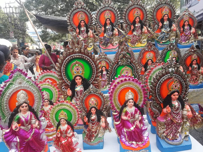 কোজাগরী লক্ষ্মী পূজা সঠিকভাবে পালন করলে বহু ফল পাওয়া যায় মানব জীবনে - West Bengal News 24 কোজাগরী লক্ষ্মী পূজা সঠিকভাবে পালন করলে বহু ফল পাওয়া যায় মানব জীবনে - West Bengal News 24