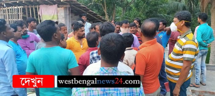 কোলাঘাটে কোভিড ১৯ মহামারীর সময় মানুষদের পাশে থাকল ভারতীয় জনতা মজদুর ট্রেড ইউনিয়ন - West Bengal News 24