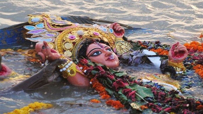নিষিদ্ধ শোভাযাত্রা,মণ্ডপ থেকে সরাসরি ঘাটে যাবে দেবী প্রতিমা - West Bengal News 24