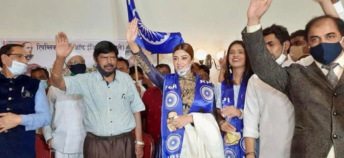 এবার রাজনীতিতে নামলেন পায়েল - West Bengal News 24