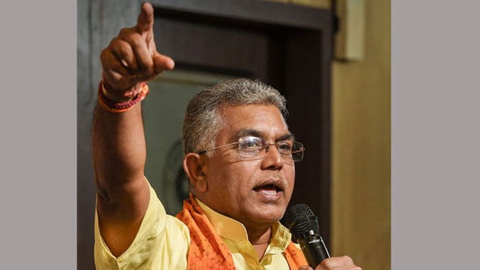‘আমরা ওই পুলিশ, ওই গুন্ডার মুখে প্রস্রাব করে দিই : দিলীপ ঘোষ - West Bengal News 24