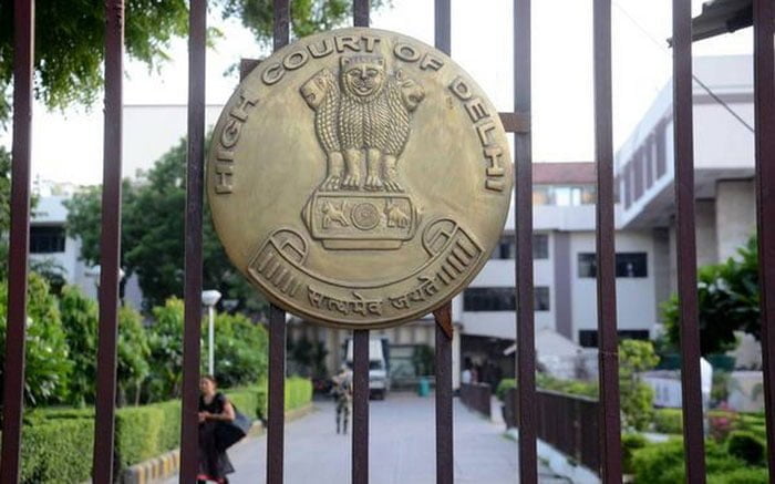 প্রাপ্ত বয়স্ক নারীরা যার সঙ্গে যেখানে খুশি থাকতে পারবে: দিল্লি হাইকোর্ট - West Bengal News 24