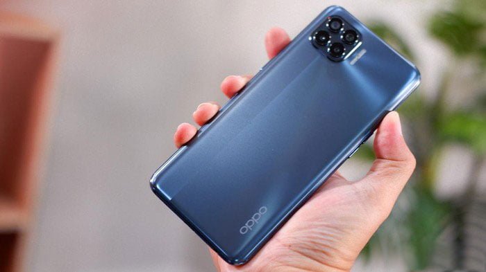 Oppo-র ওয়্যারহাউসে বিধ্বংসী আগুন - West Bengal News 24