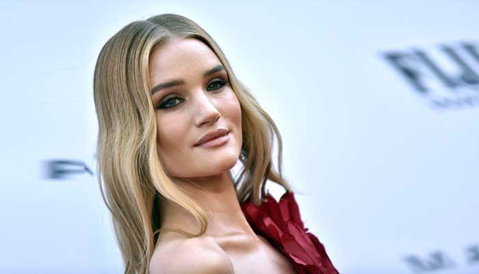 বিশ্বসেরা ১০ সুন্দরী - West Bengal News 24