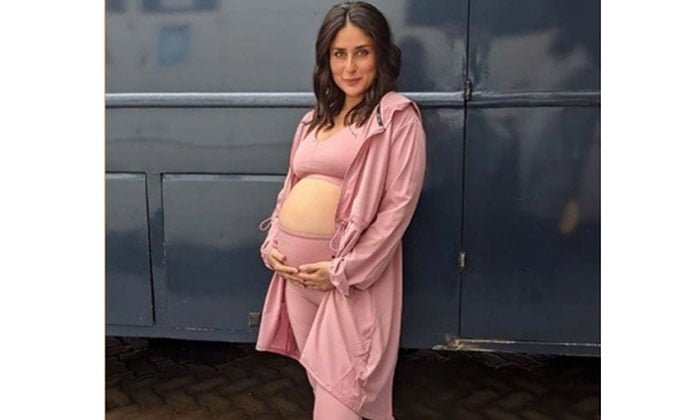 শুটিং সেট থেকেই বেবি বাম্পের ছবি প্রকাশ কারিনার - West Bengal News 24