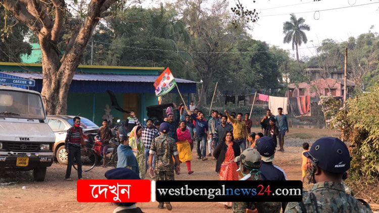 ঝাড়গ্রামে শুভেন্দুকে কালো পতাকা দেখাল টিএমসিপি, জেলার চারটি বিধানসভায় জেতার দাবি ‘মুক্তিসূর্যের’ - West Bengal News 24