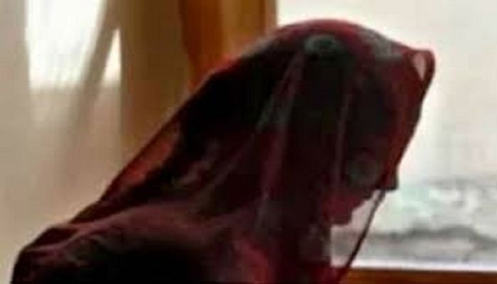 ফেসবুকে স্ট্যাটাস দিয়ে স্কুল শিক্ষিকার আত্মহত্যার চেষ্টা - West Bengal News 24