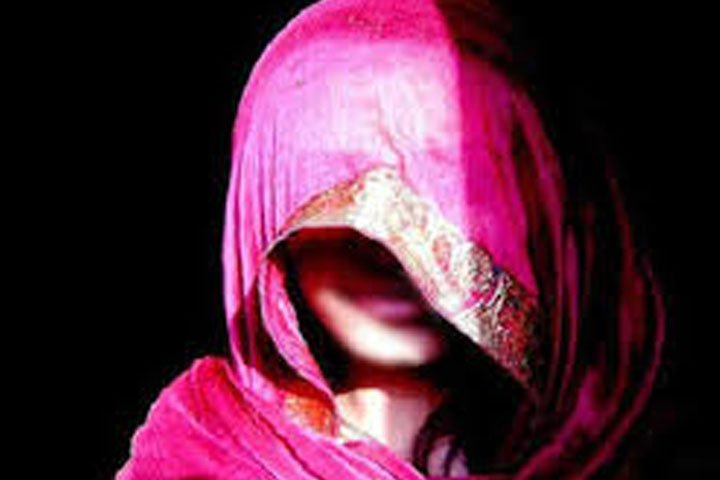 ভিডিও ফাঁসের ভয় দেখিয়ে ধর্ষণ করতো মেয়েটিকে - West Bengal News 24