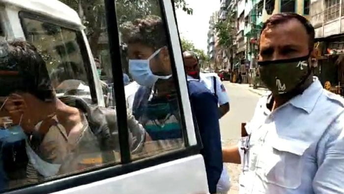টাকা দিলেই পাওয়া যাবে কোভিড নেগেটিভ রিপোর্ট! ঘটনায় গ্রেফতার ২ - West Bengal News 24