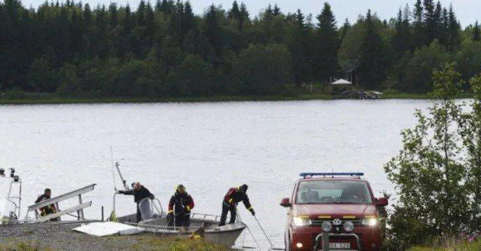 মাঝ আকাশে হঠাৎ ভেঙে পড়ল বিমান! মৃত ৭, চলছে উদ্ধারকাজ - West Bengal News 24