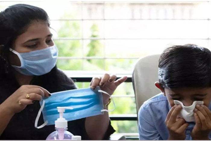 সন্তানের করোনা হলে কী করবেন? জেনে নিন গুরুত্বপূর্ণ পরামর্শ - West Bengal News 24