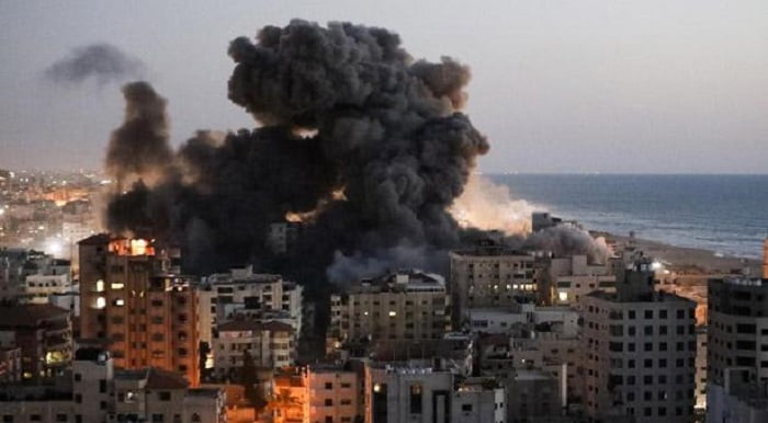 হামাস প্রধানের বাড়িতে ইসরায়েলের বোমা হামলা - West Bengal News 24