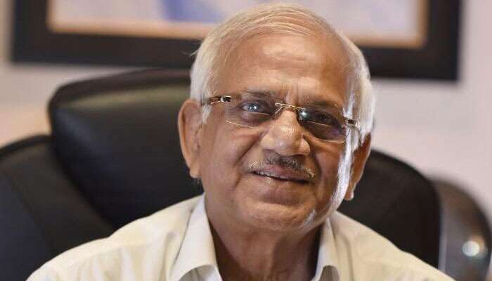 অমিতের হাতেই অর্থ, শিক্ষায় ব্রাত্য, অনেক নতুন মুখ, দেখে নিন কে কোন দফতর পেলেন - West Bengal News 24